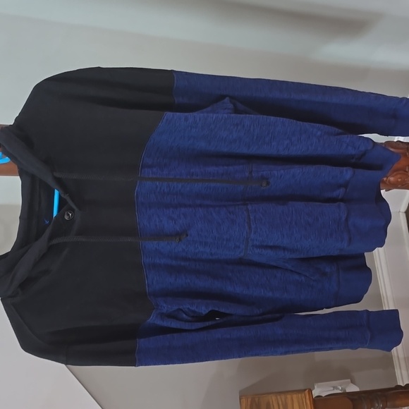American Eagle long sleeve thin hoodie - Picture 1 of 3